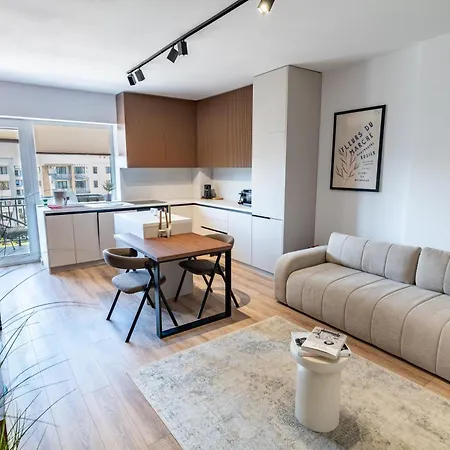 Modern With Mountain View & Balcony By Blvd * Brasov